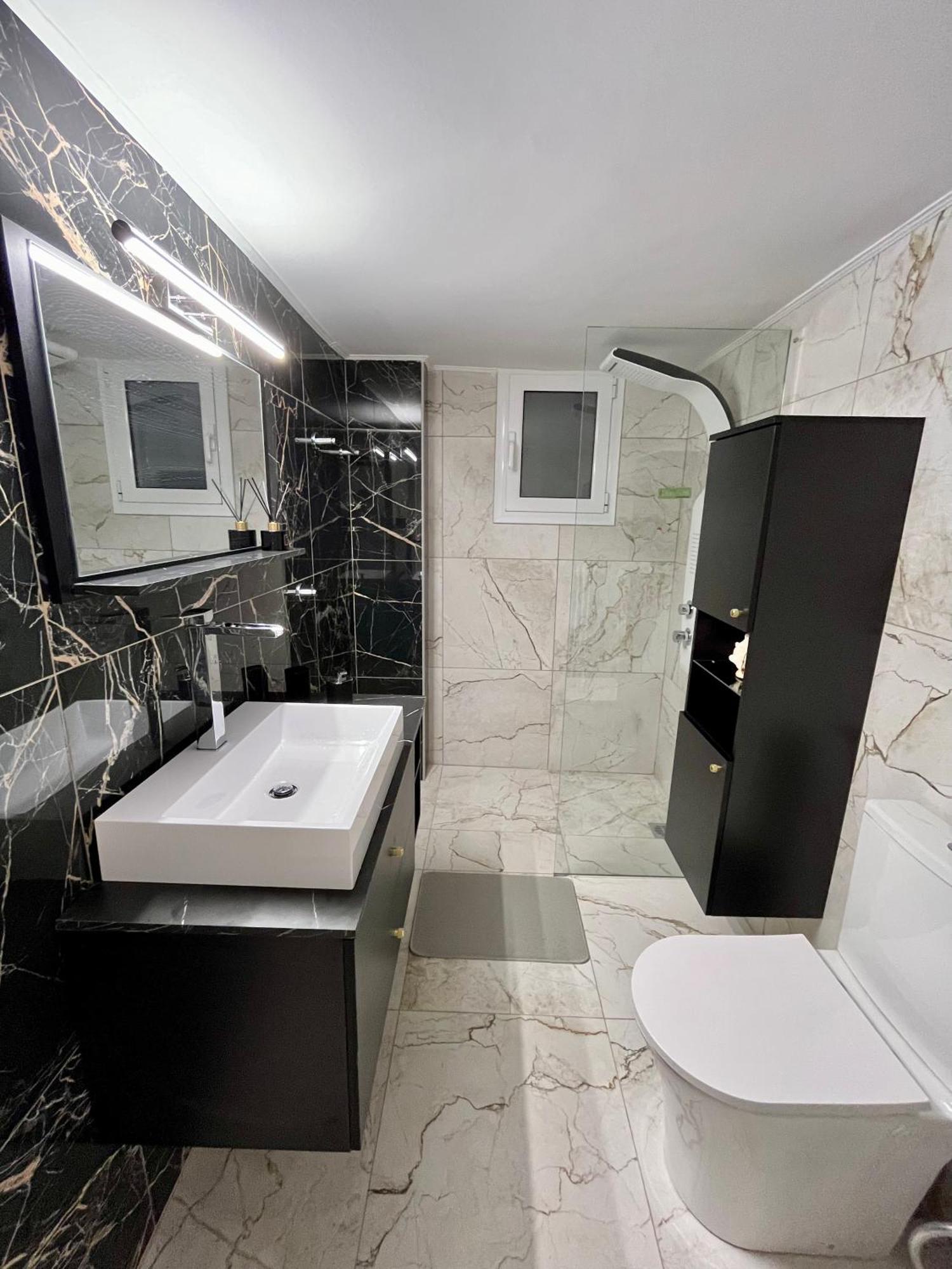 Emerald Luxury Apartments - Ath Airport Спата Экстерьер фото
